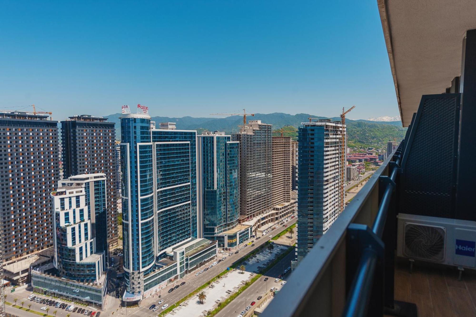 Orbi City Suite Batumi Kültér fotó
