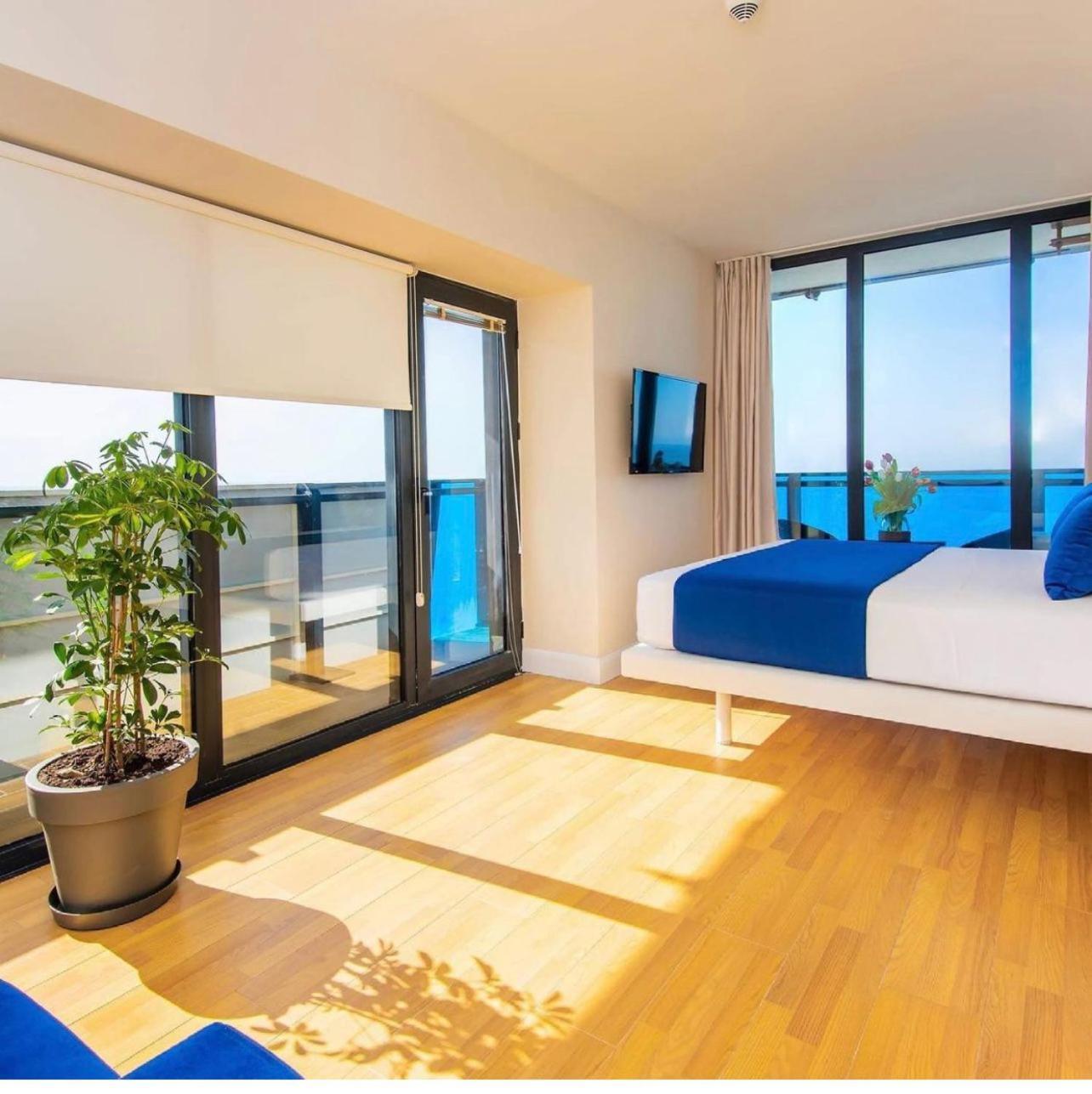 Orbi City Suite Batumi Kültér fotó